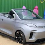 Cherry apresenta versão conversível do seu carro elétrico